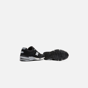 New Balance WMNS Made in UK 991 - Black / Silver