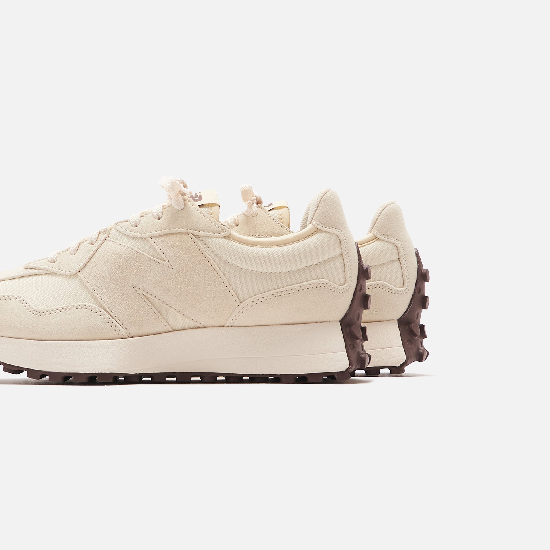 New Balance WMNS 327 - Angora / Sea Salt