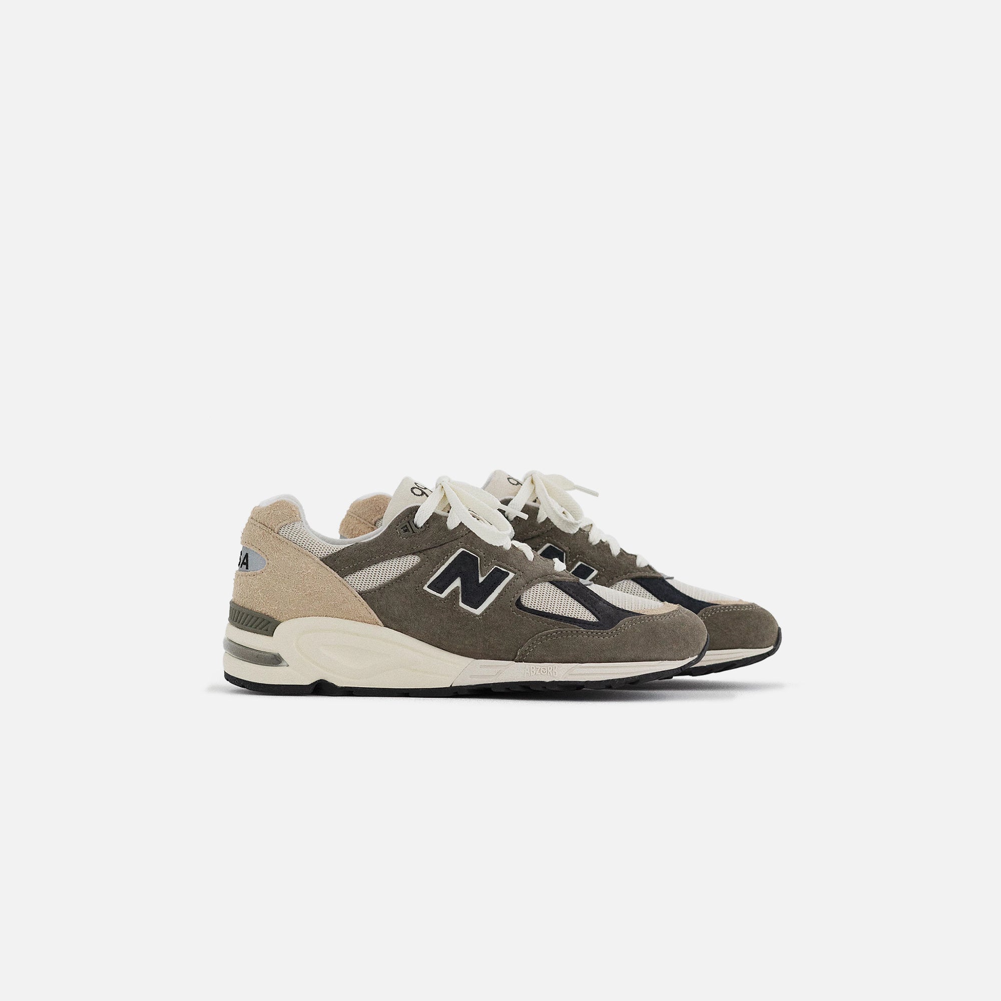 New Balance Made in US 990 V2 - Grey / Tan – Kith