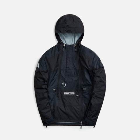 The North Face Steep tech Light rain jacket in white