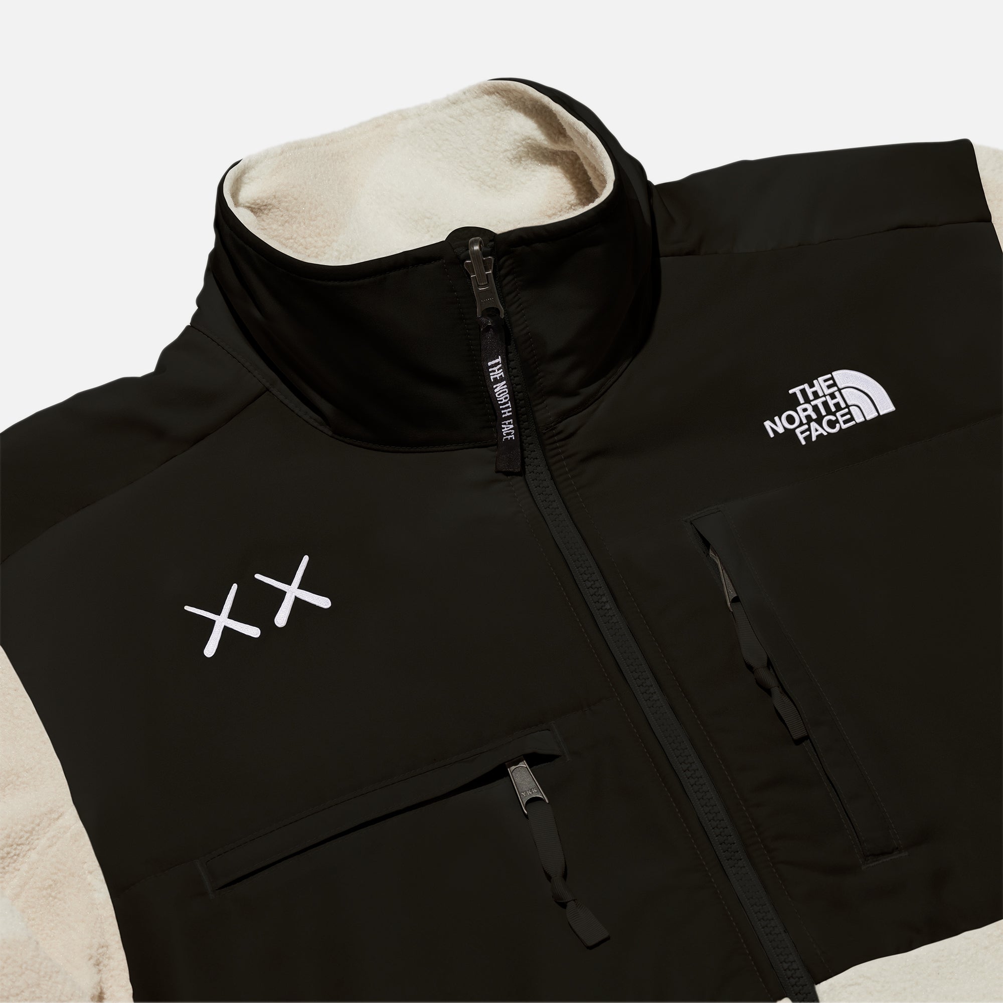 The North Face x Kaws Retro 1995 Denali Jacket - Moonlight The North Face x Kaws Retro 1995 Denali Jacket - Moonlight