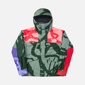 The North Face x Kaws Project Retro 1986 Mountain Jacket - Balsam