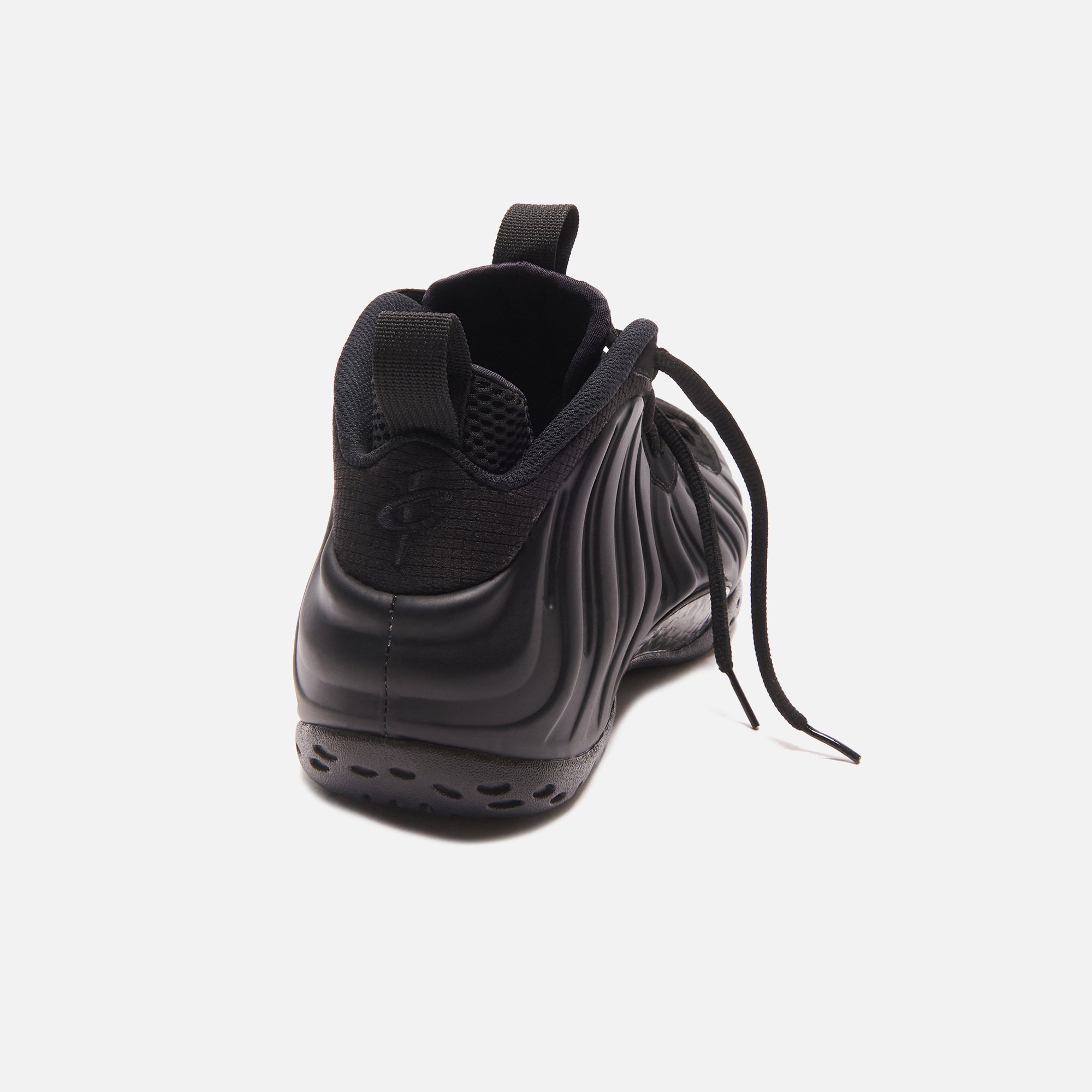 black foamposite uptowns