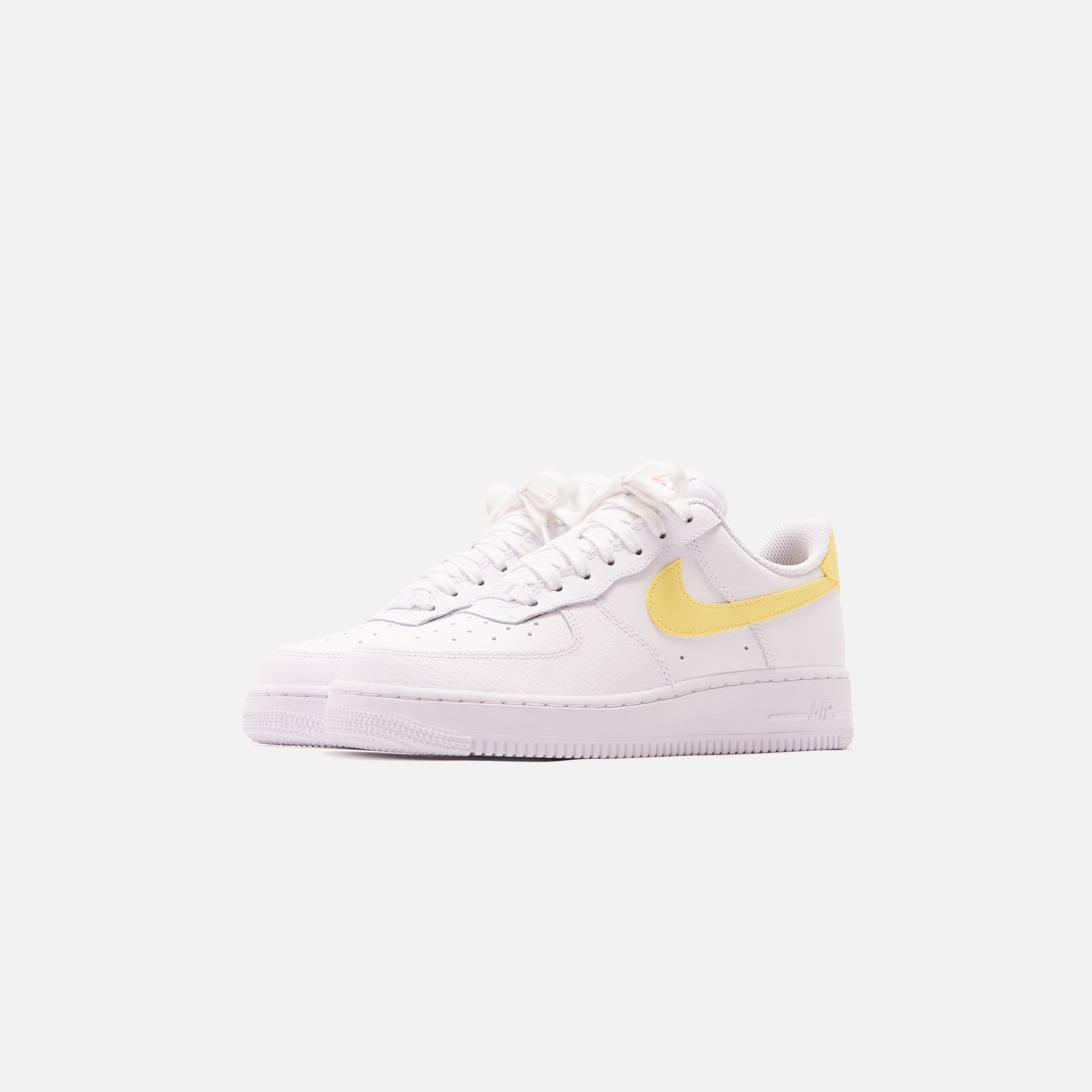 Nike WMNS Air Force 1 - White / Bright Mango / Light Citron