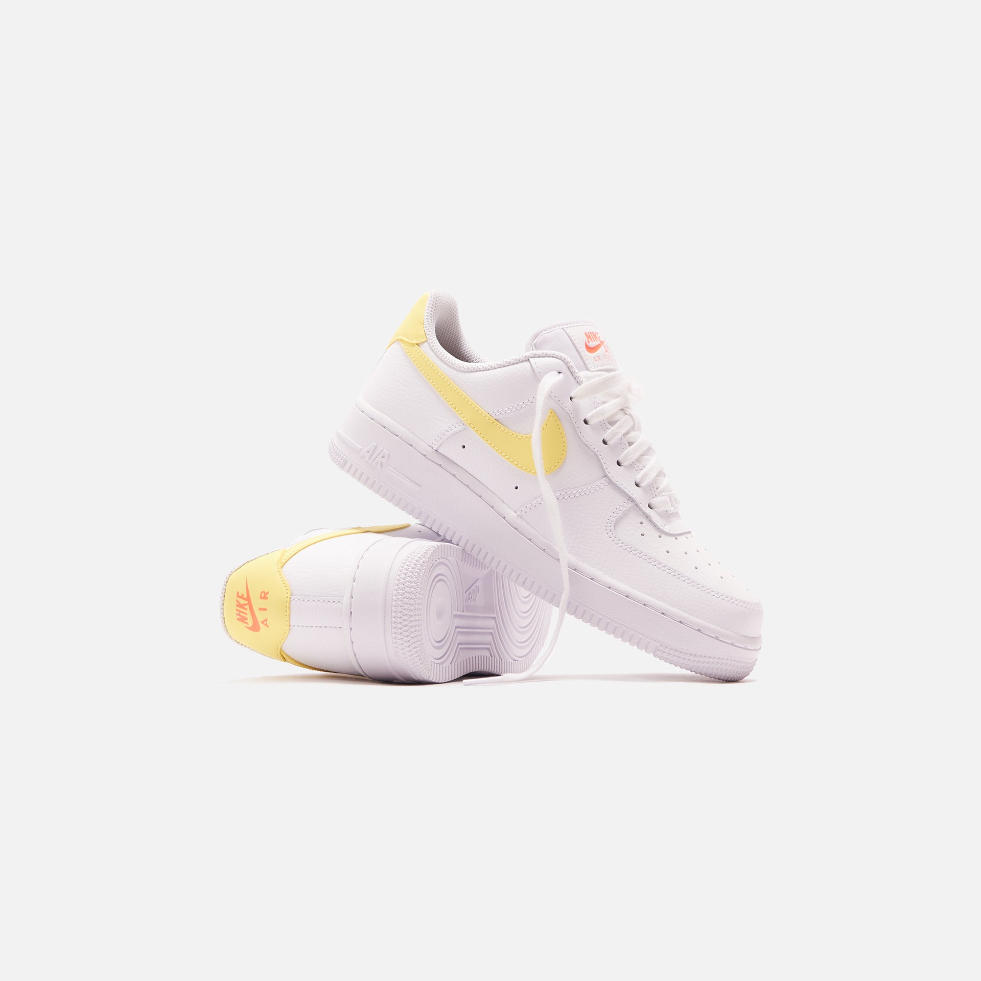 Nike WMNS Air Force 1 - White / Bright Mango / Light Citron