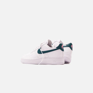 Nike WMNS Air Force 1 - White / Dark Teal Green / Sunset Pulse
