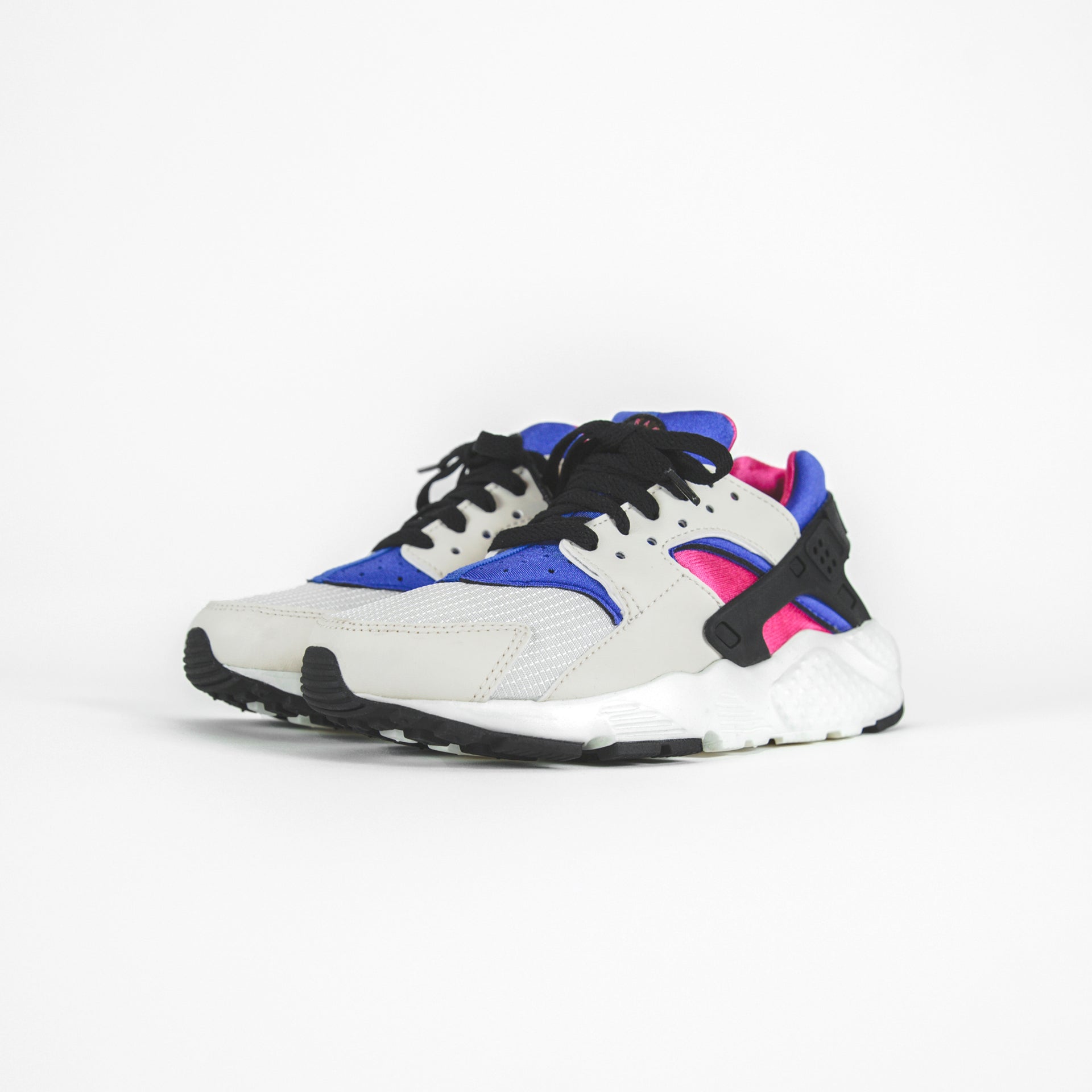 Nike Huarache Run - Desert Sand / Persian Violet / Black