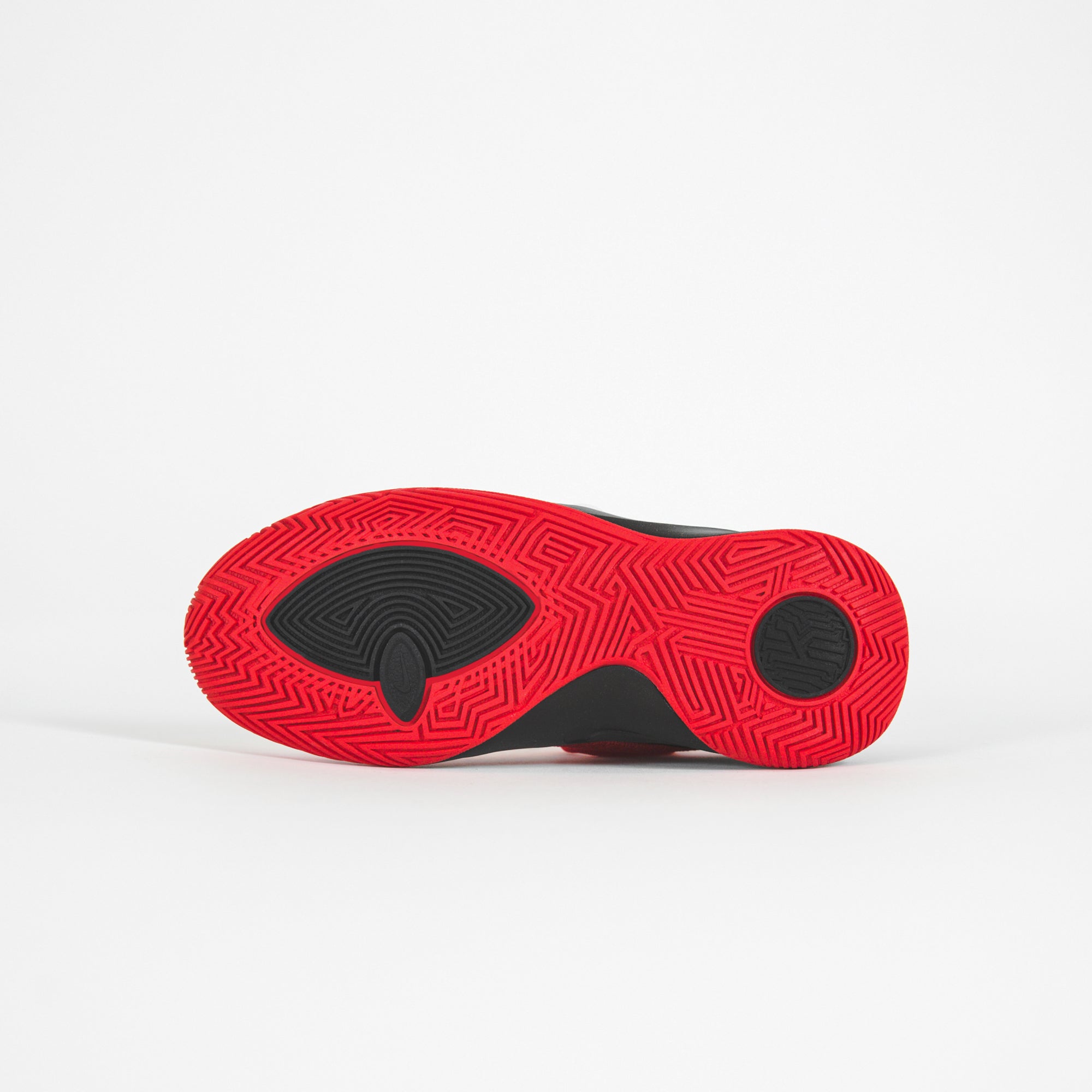 nike kyrie flytrap grade school