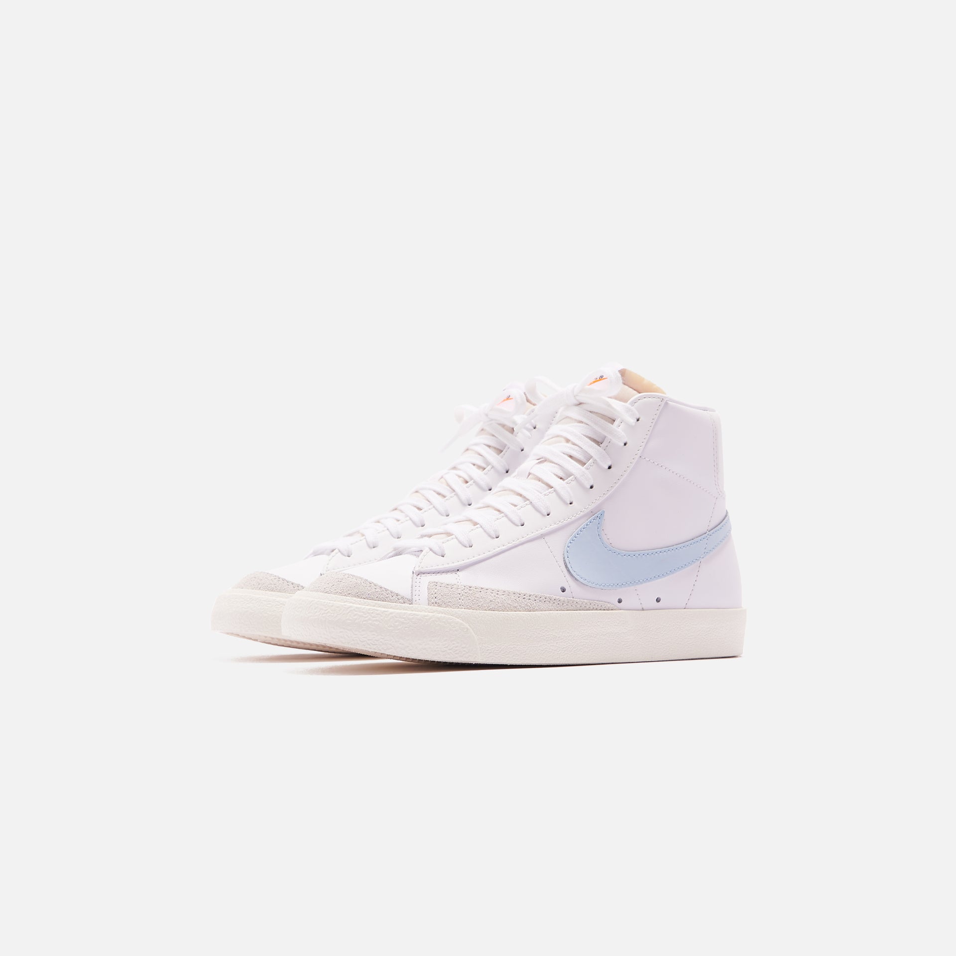 Nike Blazer Mid '77 - Vintage White / Celestine Blue / Sail
