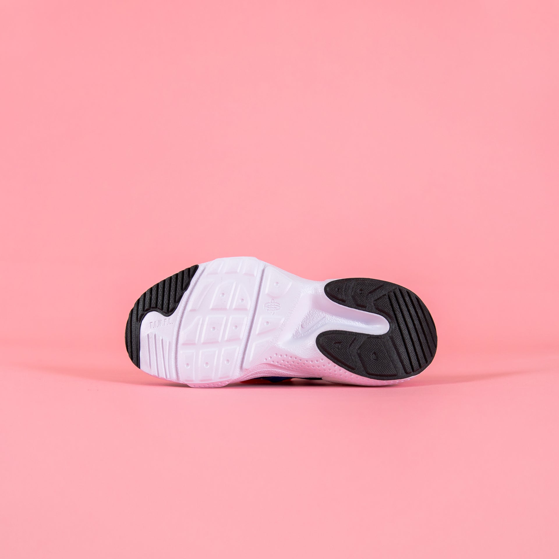 Nike PS Huarache E.D.G.E - Black / White / Solar Red / Indigo Force