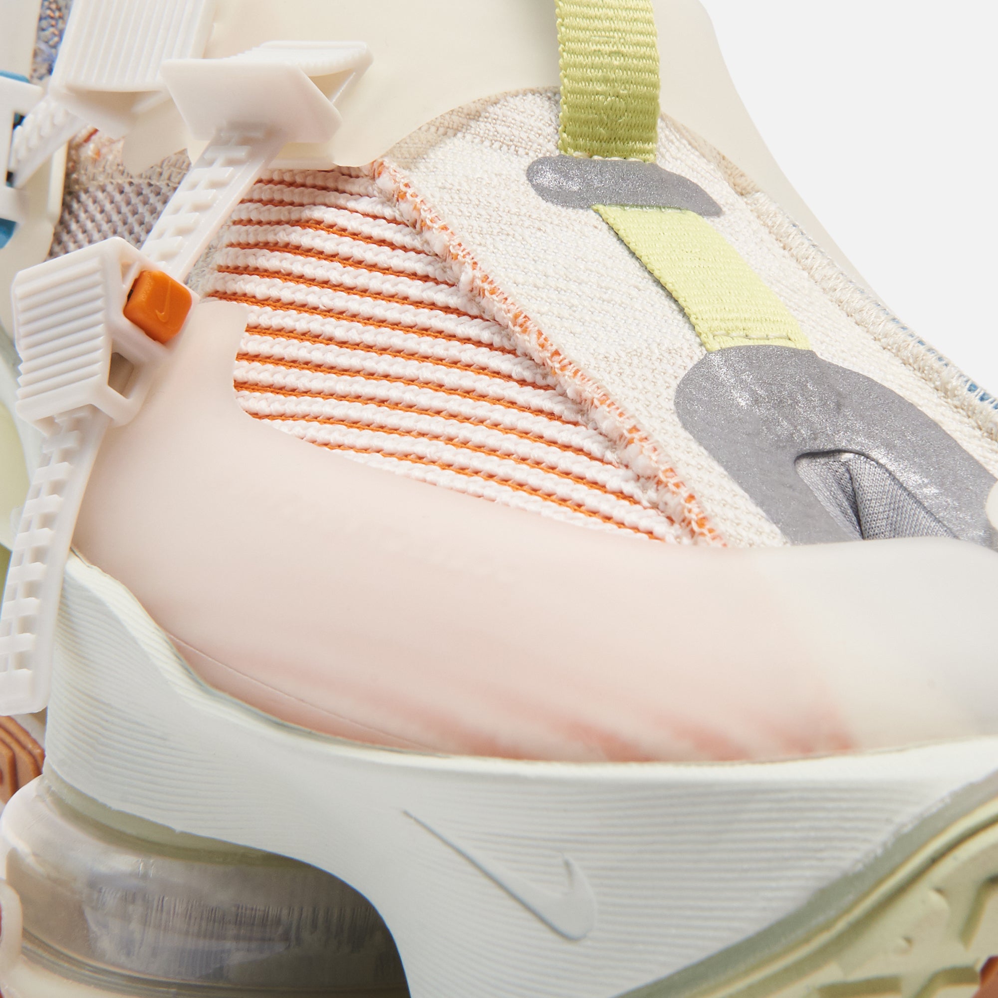 Nike ISPA Zoom Road Warrior - Sail / Volt Spruce – Kith