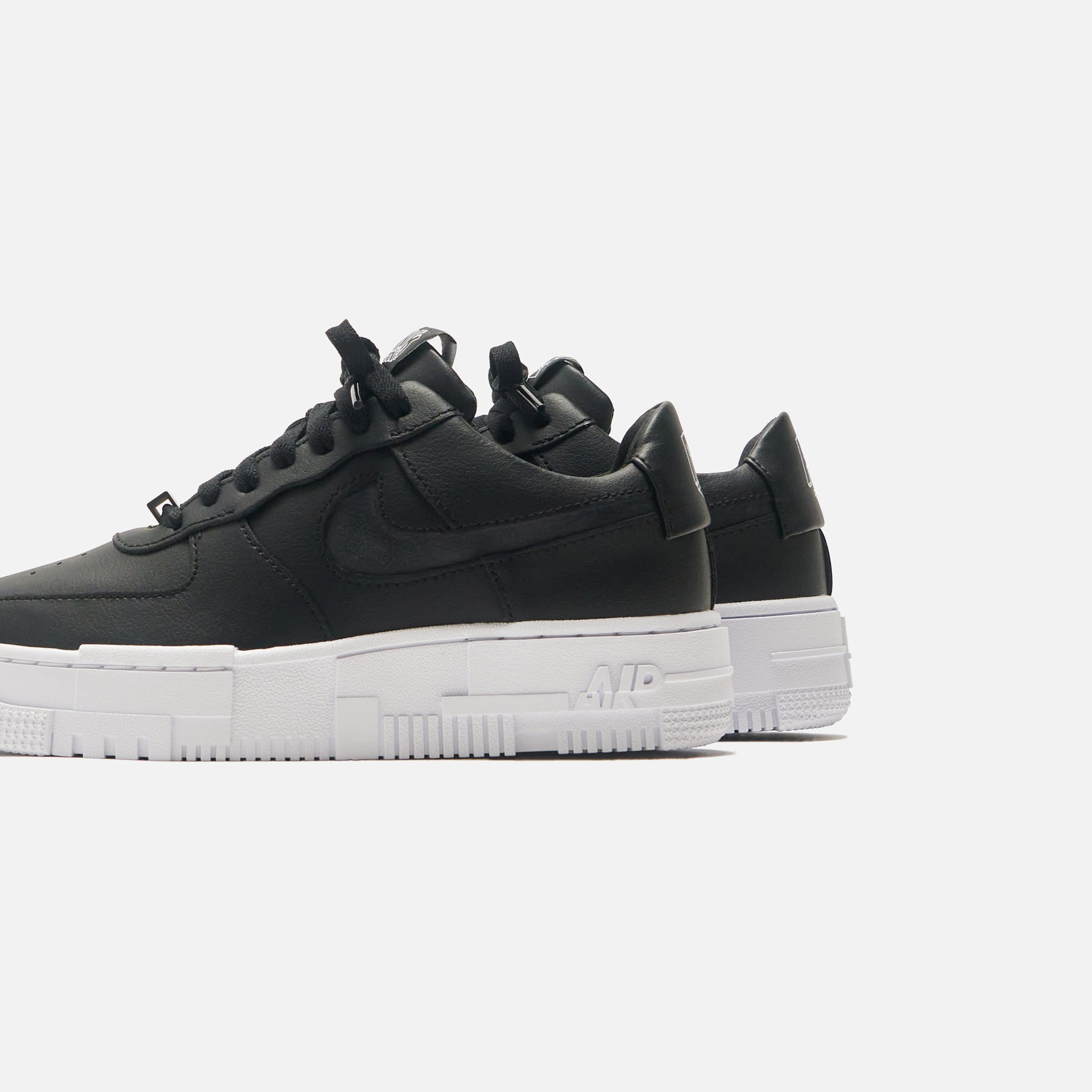 Nike Air Force 1 Pixel - Black / White