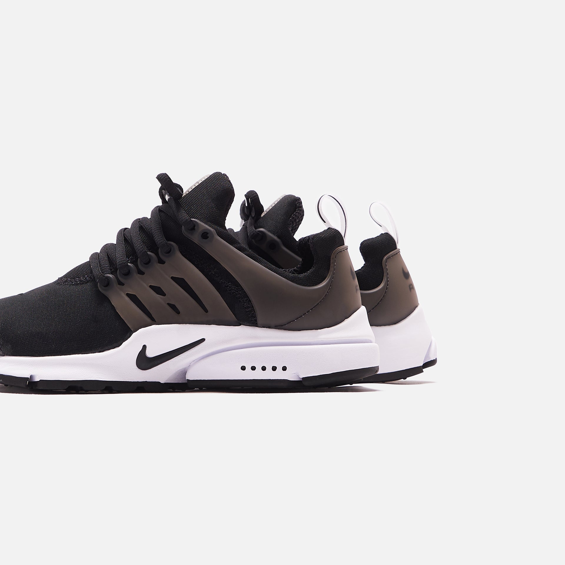 Nike Air Presto - Black / White