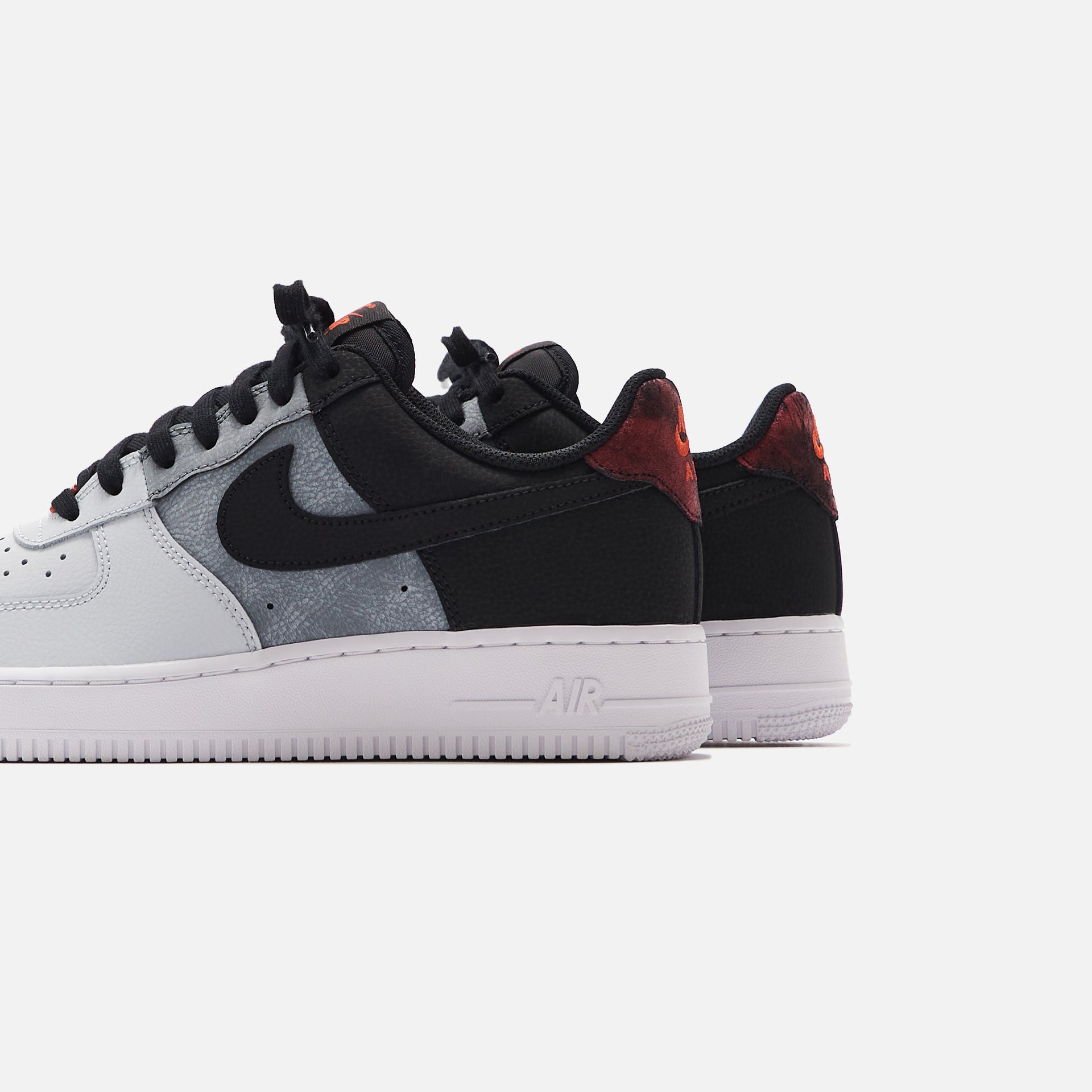 Nike Air Force 1 '07 LV8 - Black / Smoke Grey / Pure Platinum