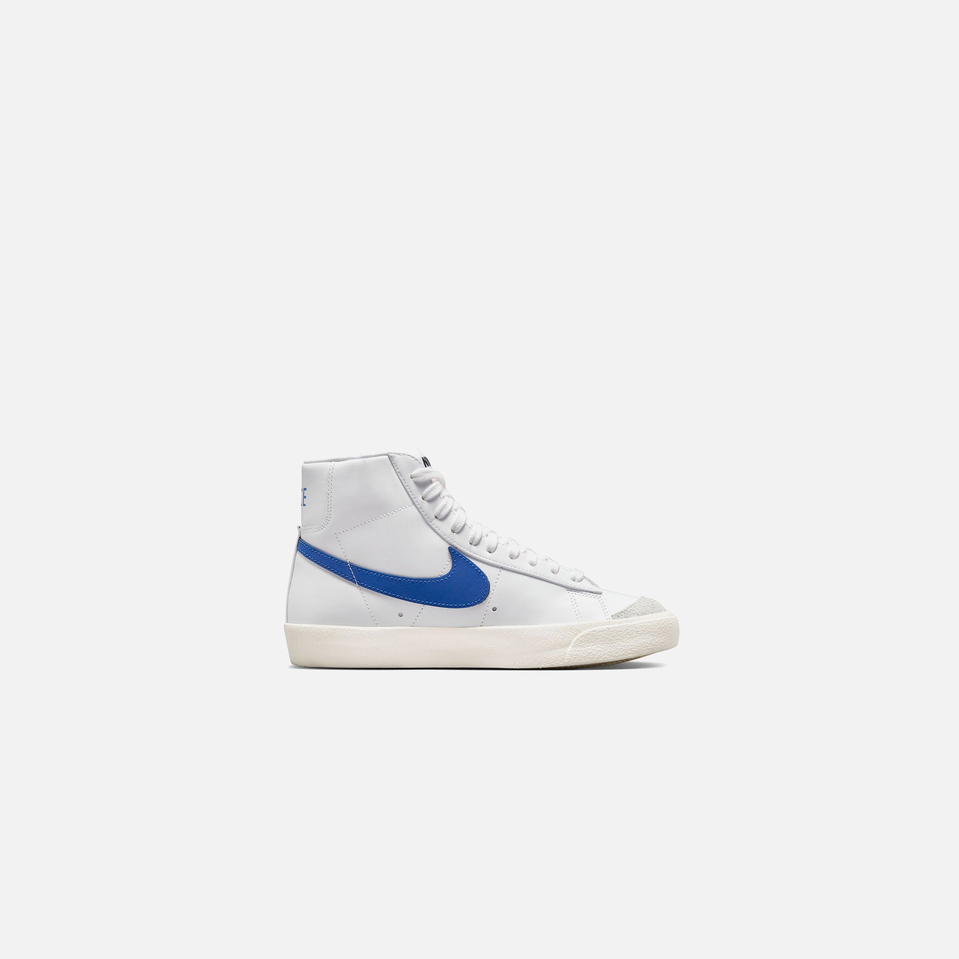 Nike WMNS Blazer Mid `77 - White / Game Royal / Sail / Black / Team Orange