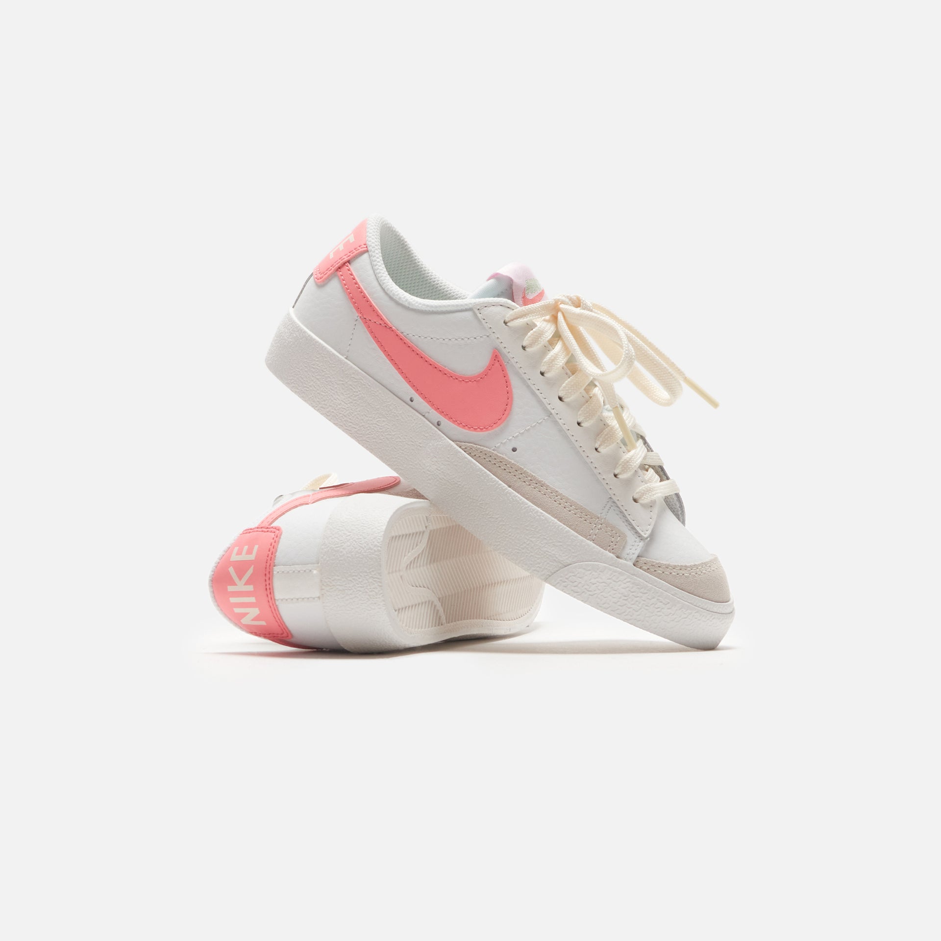 Nike Blazer Low `77 - Summit White / Pink Gaze / Coconut Milk
