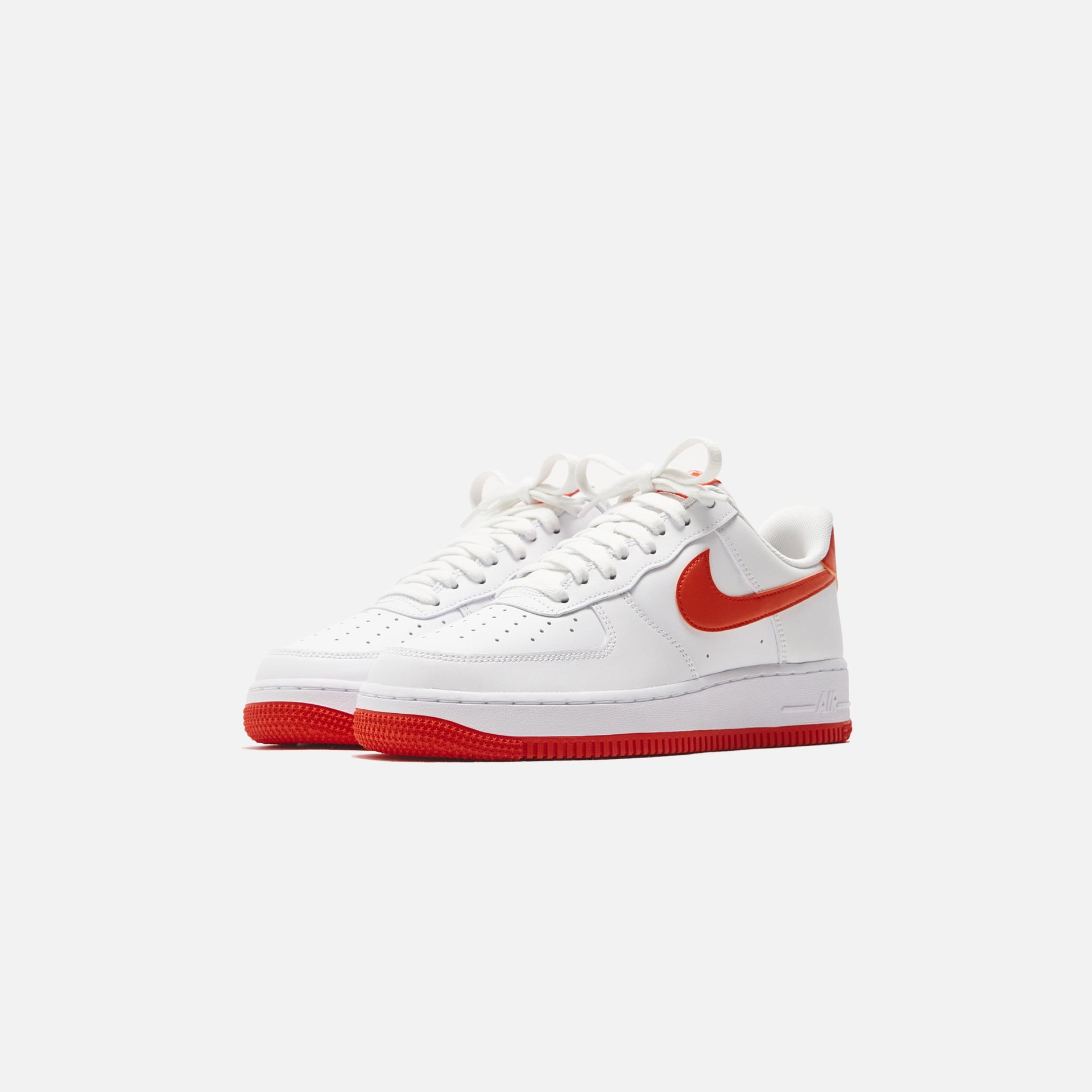 Nike Air Force 1 `07 - White / Team Orange