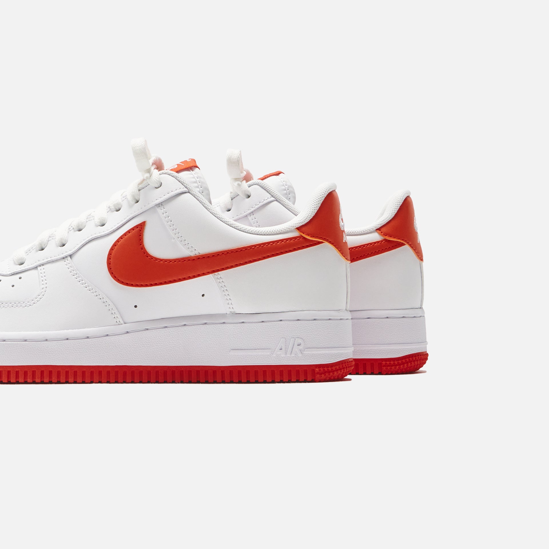Nike Air Force 1 `07 - White / Team Orange