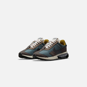 Nike Air Max Pre-Day LX - Hasta / Anthracite Grey / Cave Stone / Iron Grey