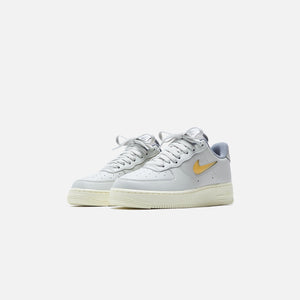 Nike Air Force One '07 LV8 - Gold – Kith