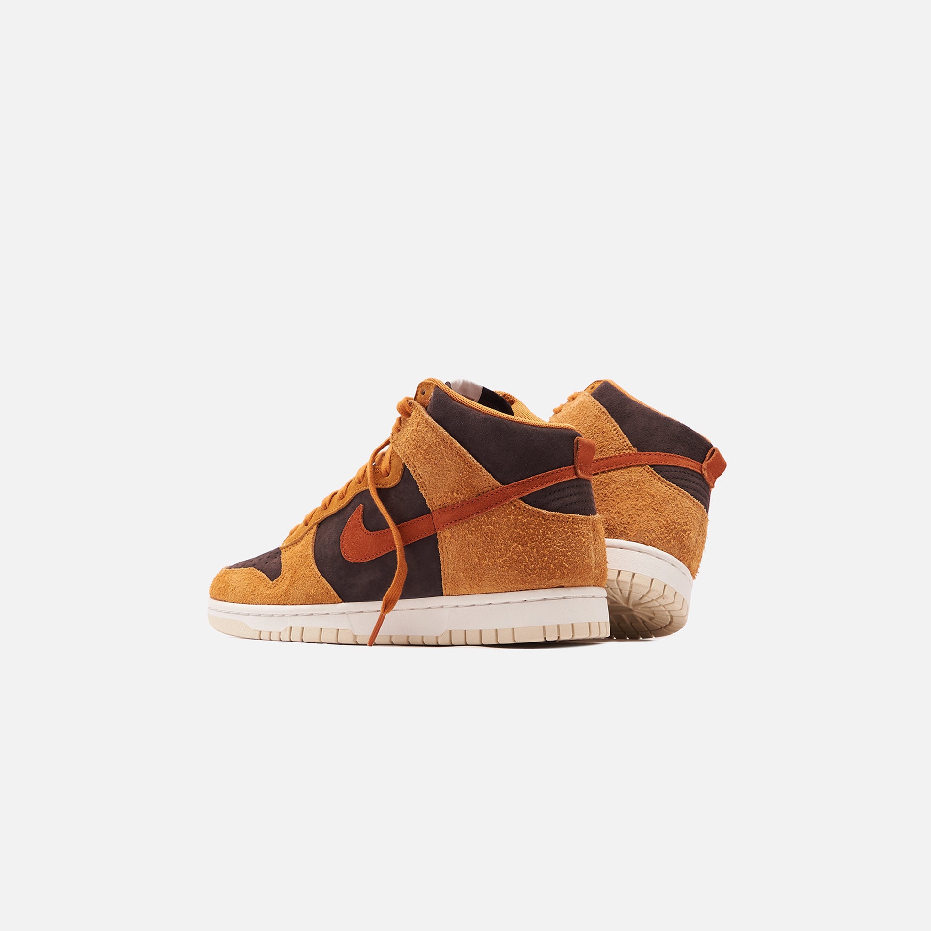 Nike Dunk Hi Retro Premium - Velvet Brown / Dark Russet / Dark Curry / Sail