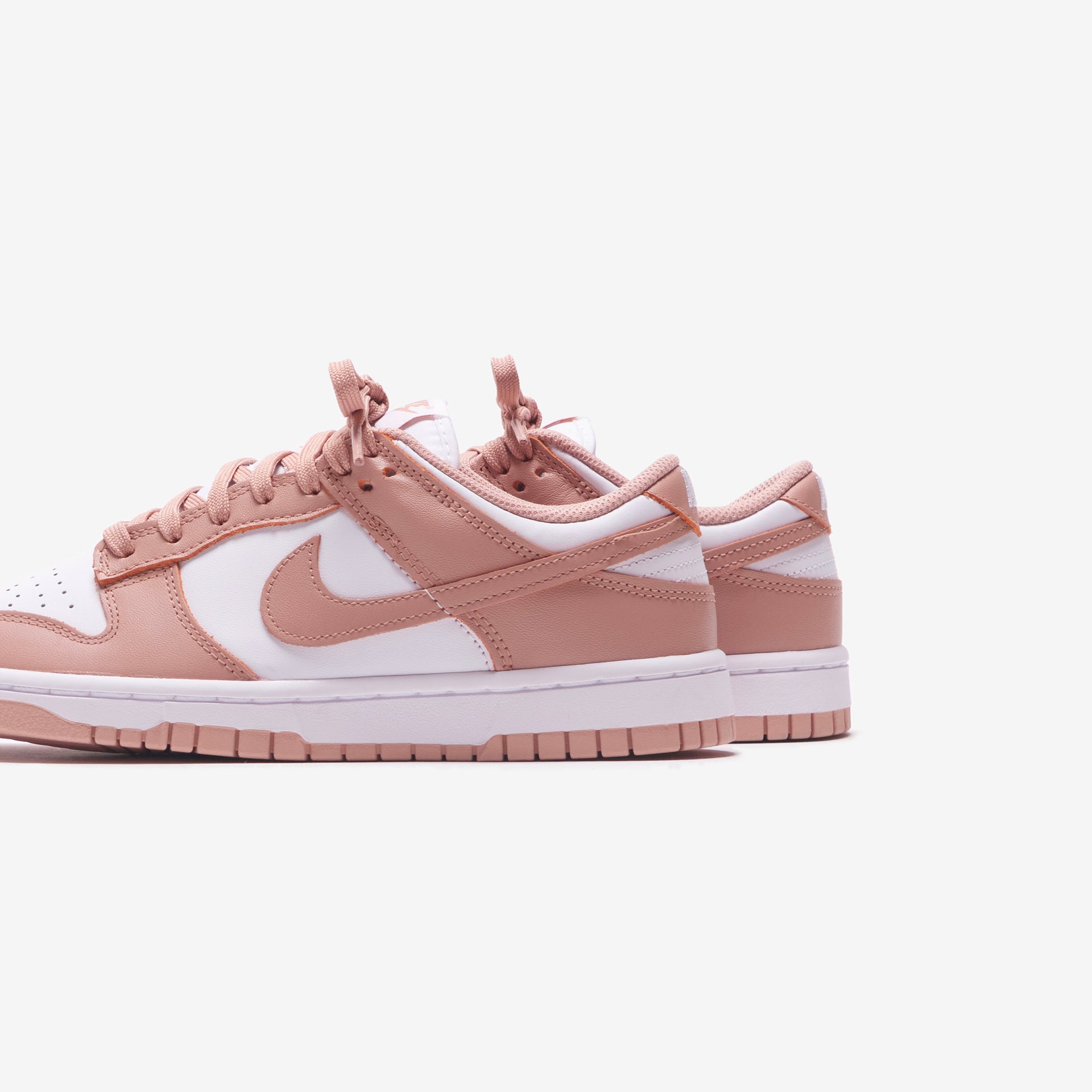 Nike WMNS Dunk Low - White / Rose Whisper