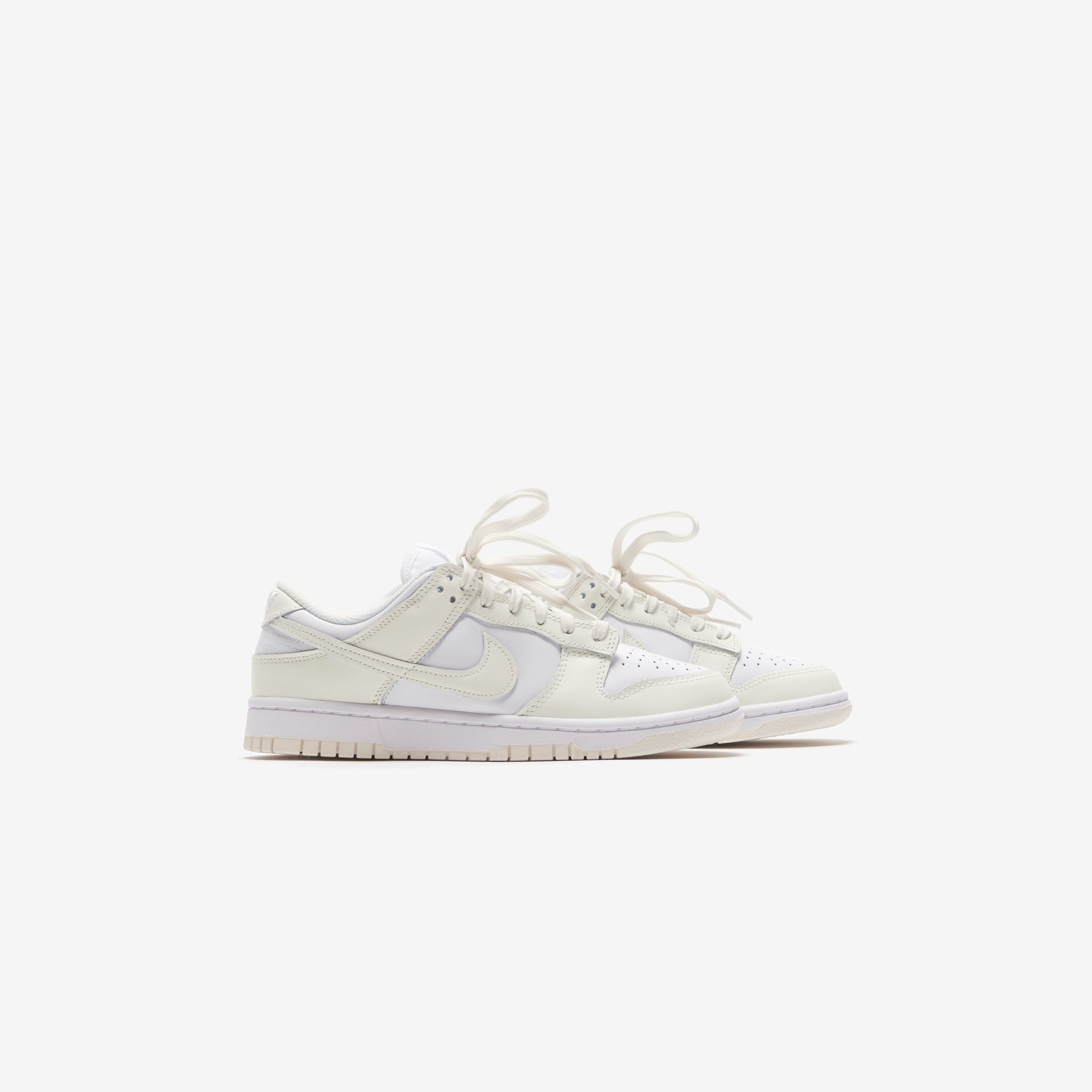 Nike WMNS Dunk Low - White / Sail