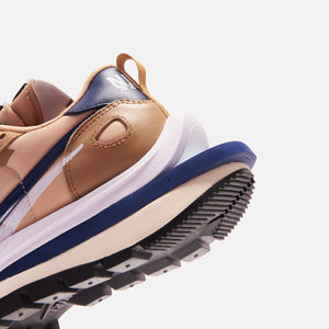 Nike x Sacai Vaporwaffle - Sesame / Blue Void / White – Kith