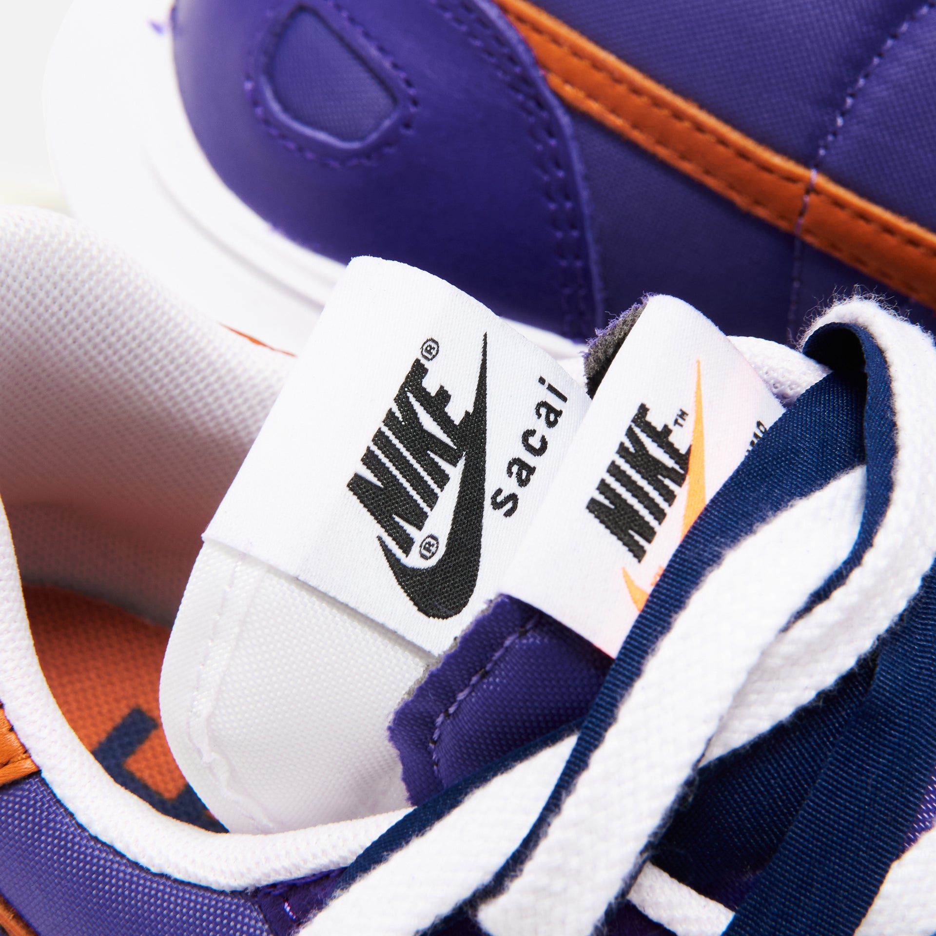 Nike x Sacai Vaporwaffle - Dark Iris / Campfire Orange