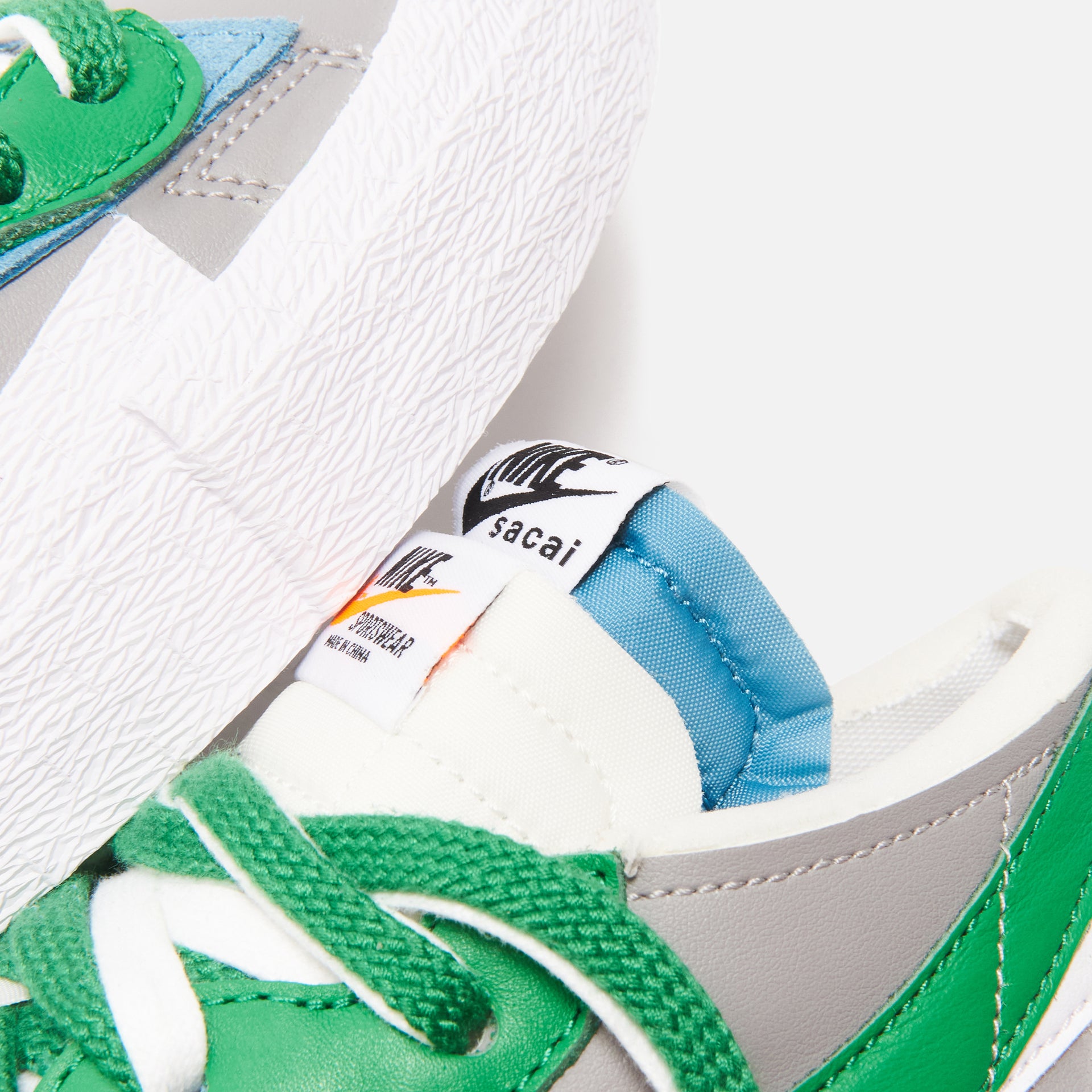 Nike x Sacai Blazer Low - Medium Grey / Classic Green / White