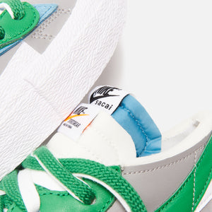 Nike x Sacai Blazer Low - Medium Grey / Classic Green / White