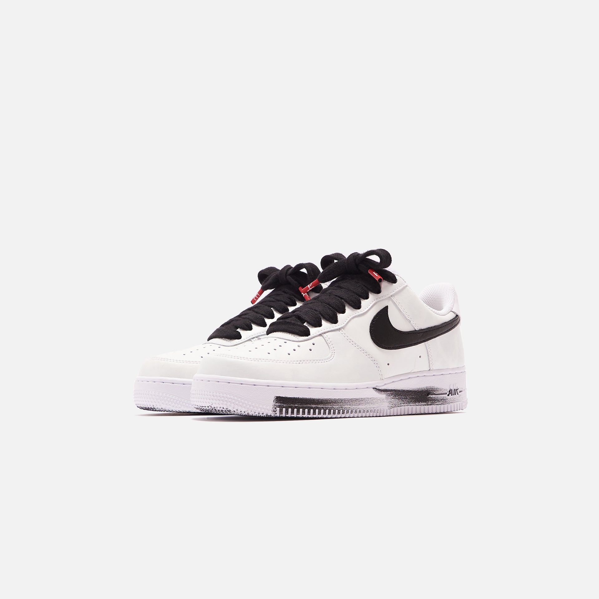 Nike x Paranoise Air Force 1 '07 - White / Black