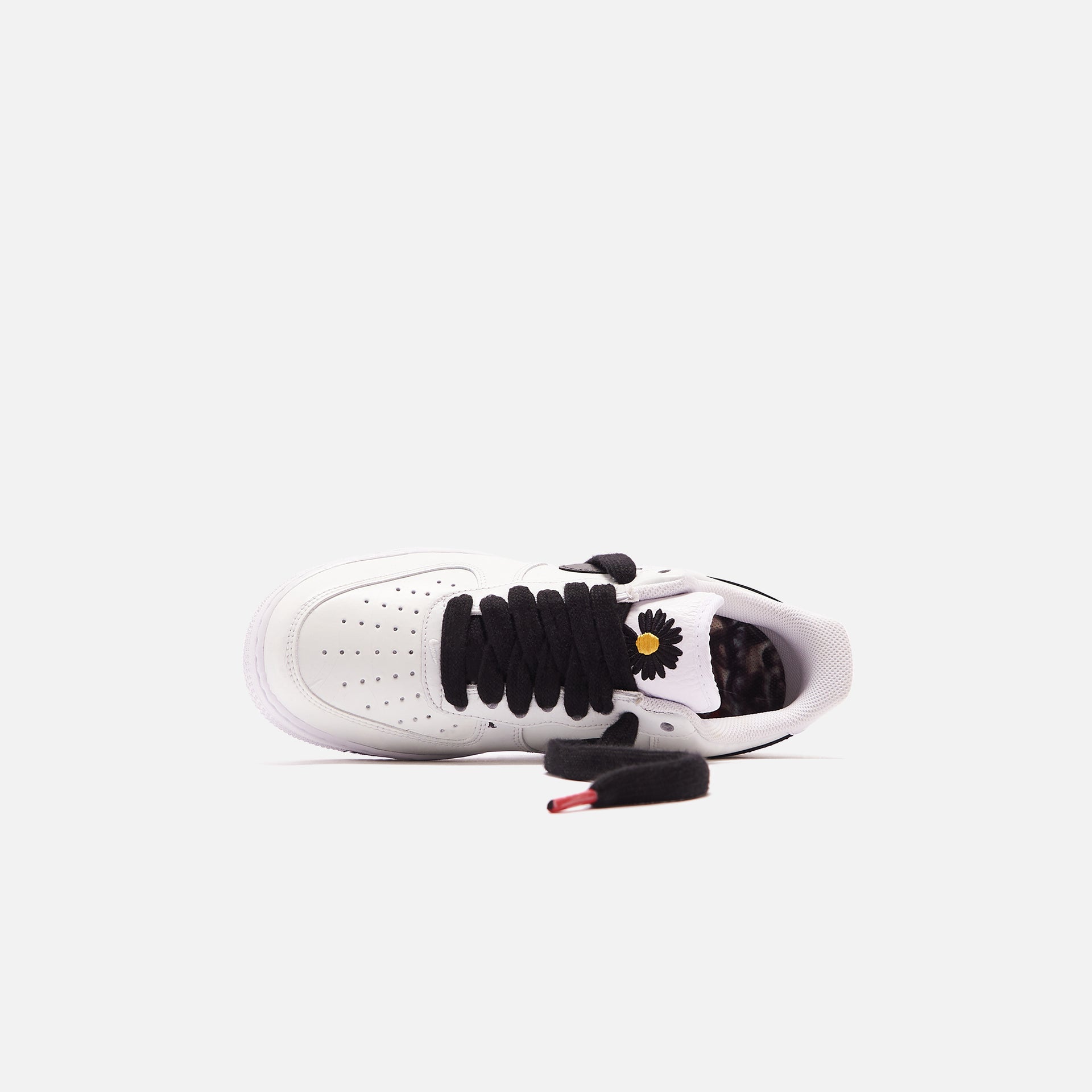 Nike x Paranoise Air Force 1 '07 - White / Black