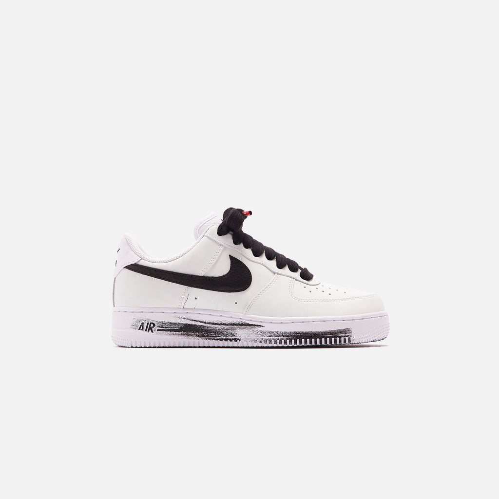 Nike x Paranoise Air Force 1 '07 - White / Black â Kith
