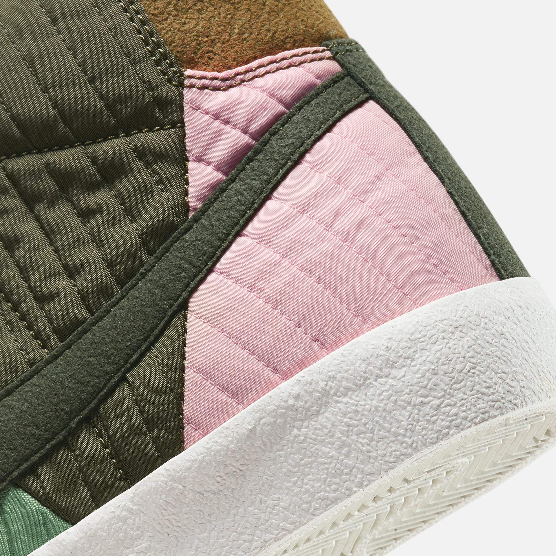 Nike Blazer Mid '77 PRM - Sequoia / Medium Olive / Brown Kelp