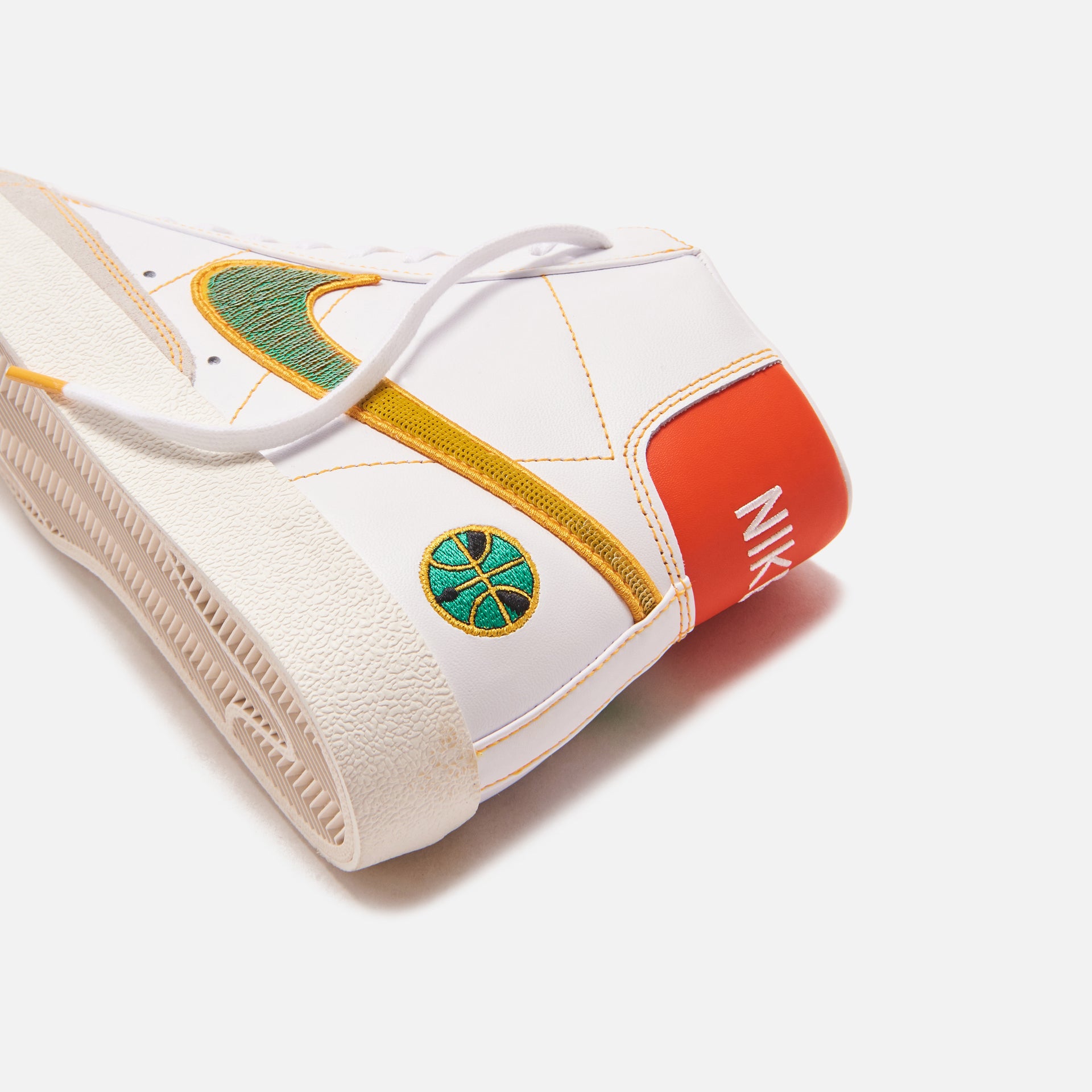 Nike Blazer Mid '77 Vintage - Rayguns