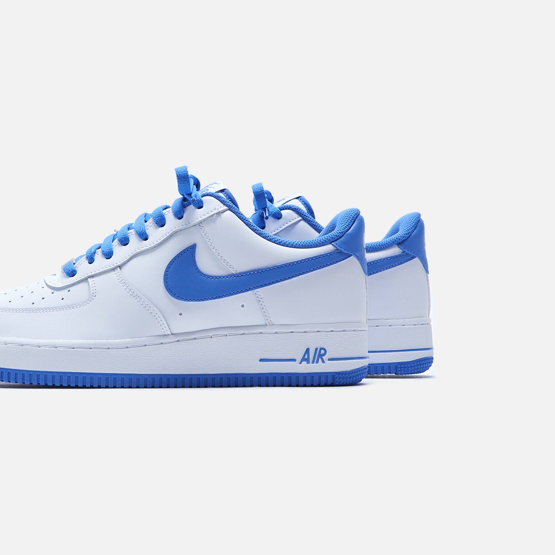 Nike Air Force 1 `07 - White / Medium Blue