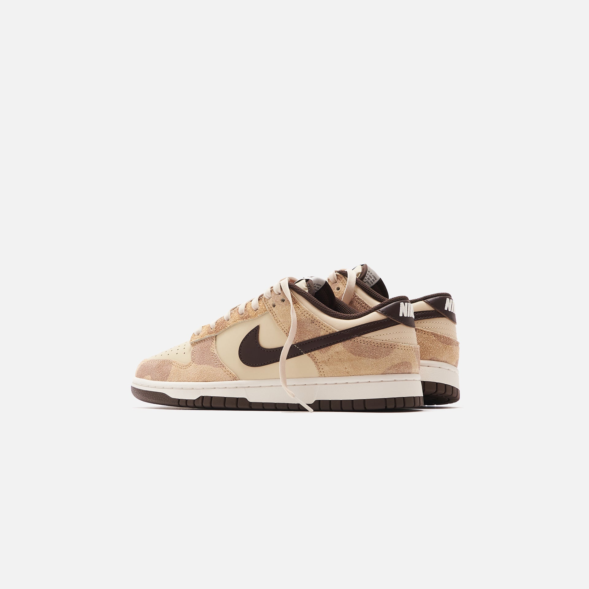Nike Dunk Low Retro Premium - Beach / Baroque Brown / Canvas / Sail