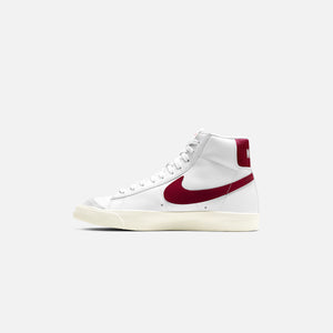 Nike Blazer Vintage - White / Red