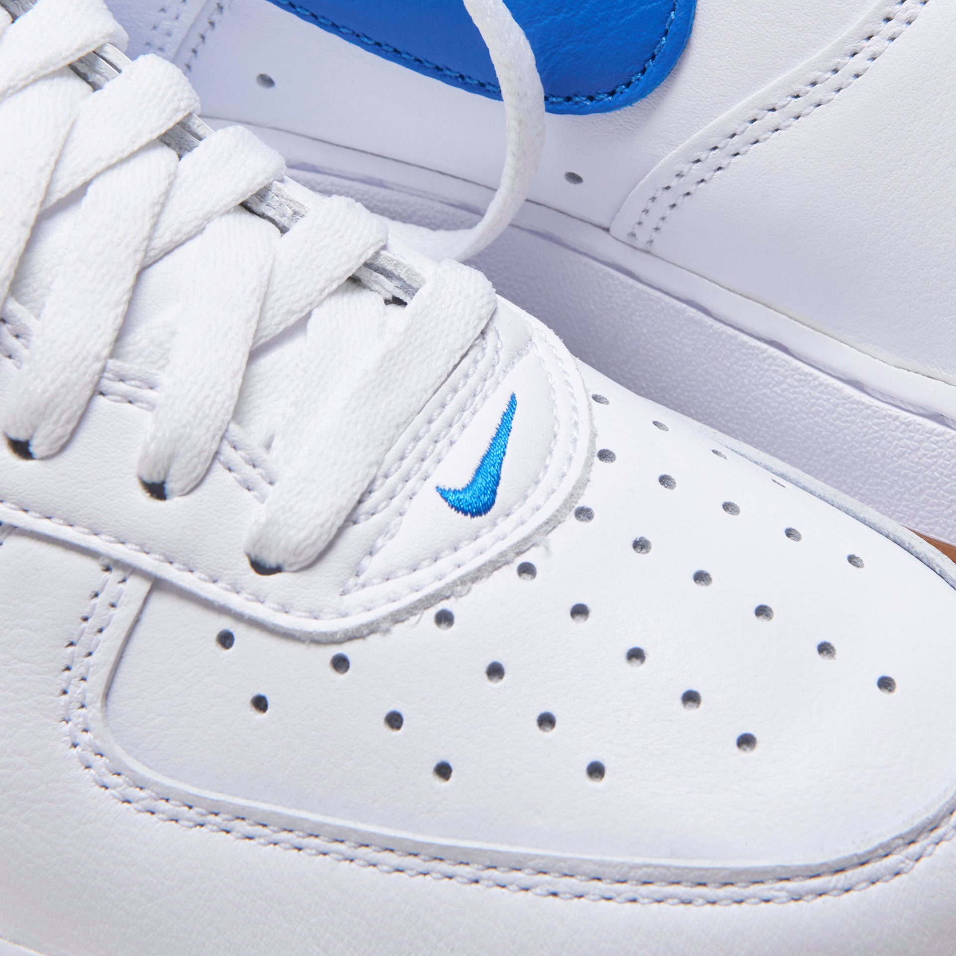 Nike Air Force 1 Low Retro - White / Royal Blue / Gum / Yellow