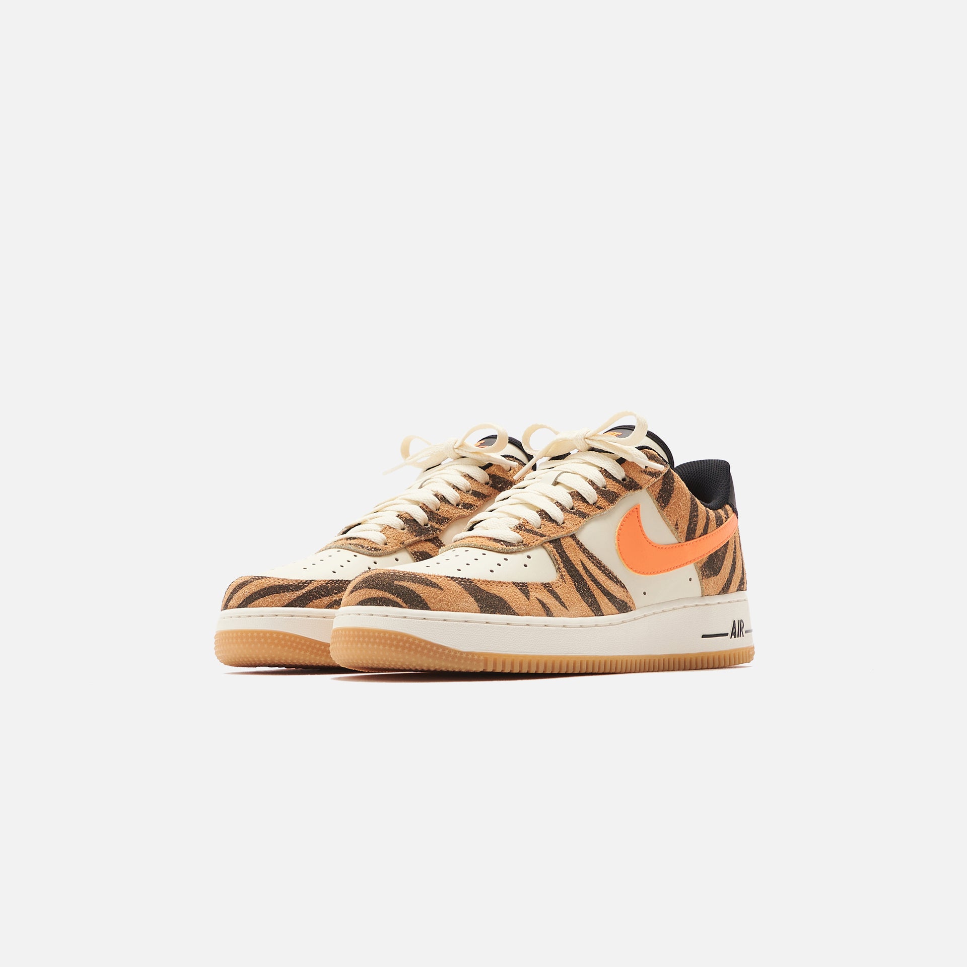 Nike Air Force 1 '07 Premium Essential - Coconut Milk / Atomic Orange / Black / Fuel Orange