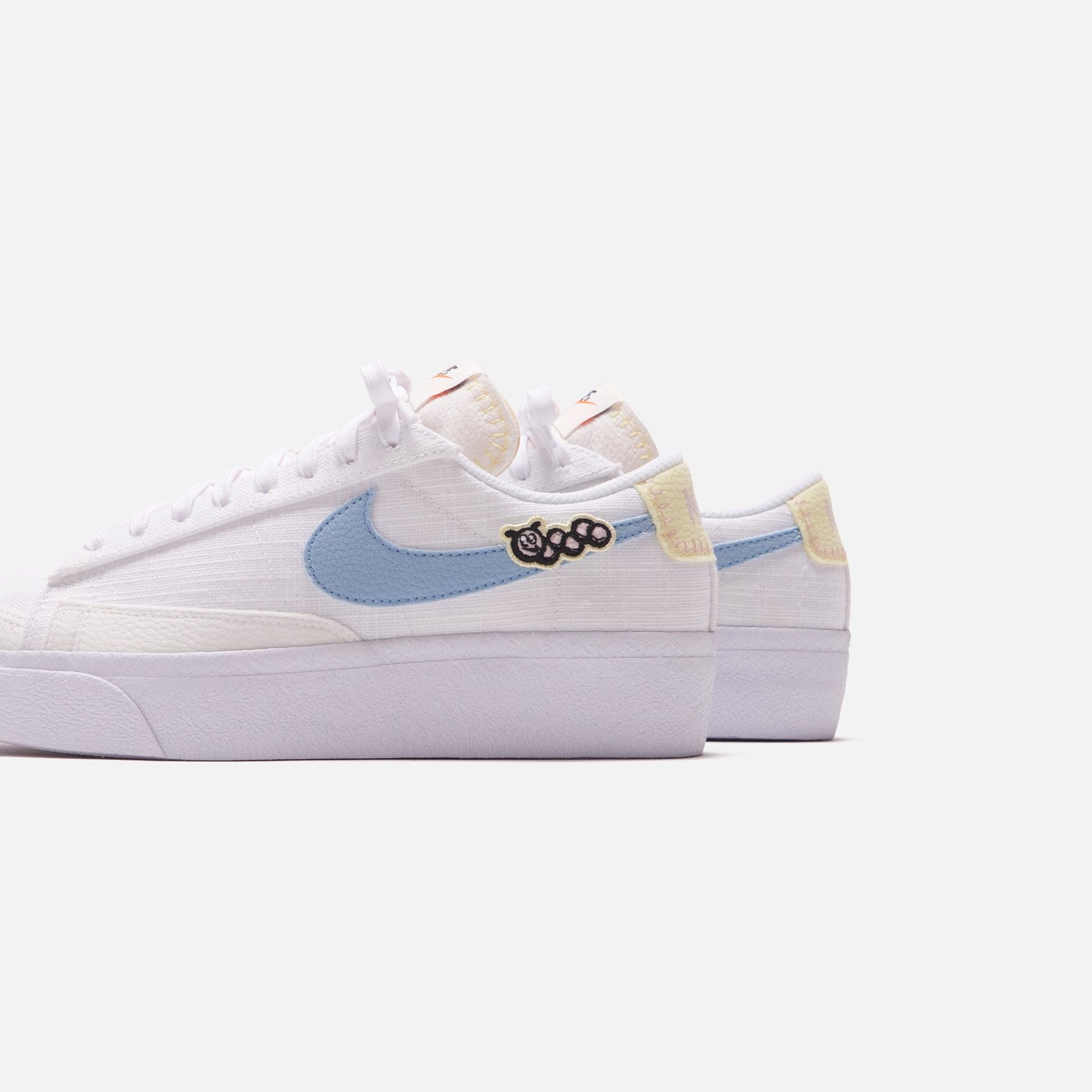 Nike WMNS Blazer LW Platform SE - White / Pink Oxford / Pale Ivory / Boarder Blue
