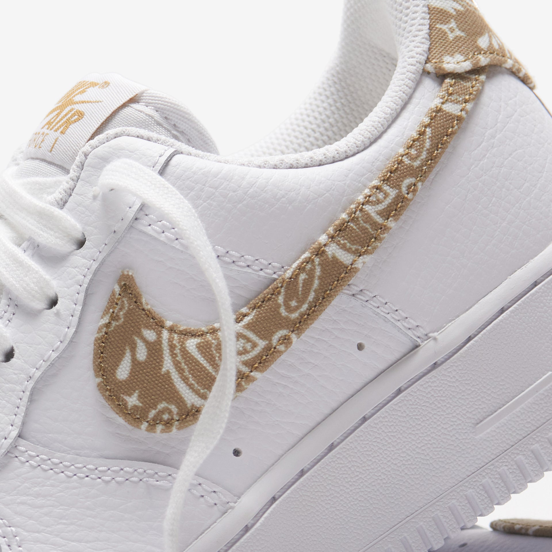 Nike WMNS Air Force 1 '07 ESS - White / Barley White