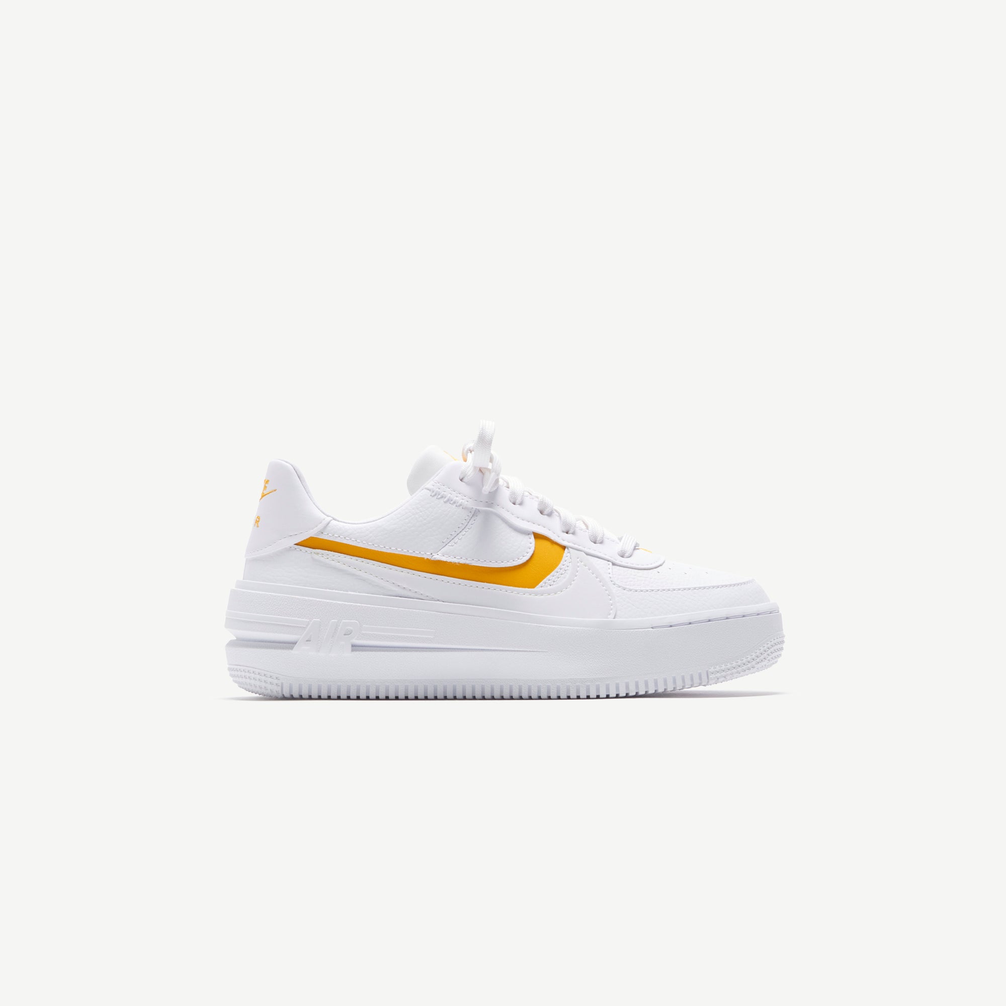 Nike Wmns Air Force 1 PLT.AF.ORM - White / Yellow Ochre / Summit