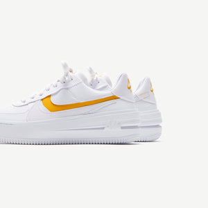 Nike Wmns Air Force 1 PLT.AF.ORM - White / Yellow Ochre / Summit White