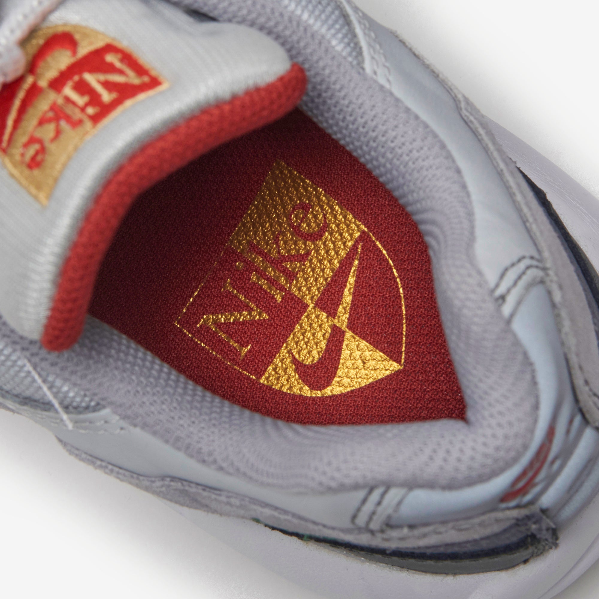 Nike Air Max 95 - Pure Platinum / Gorge Green – Kith