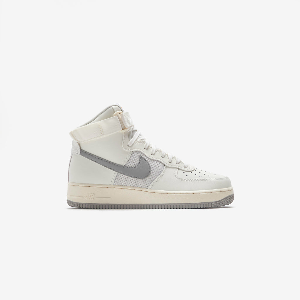 Nike Air Force 1 `07 High LV8 Vintage - Sail / Medium Grey / Light Bon ...