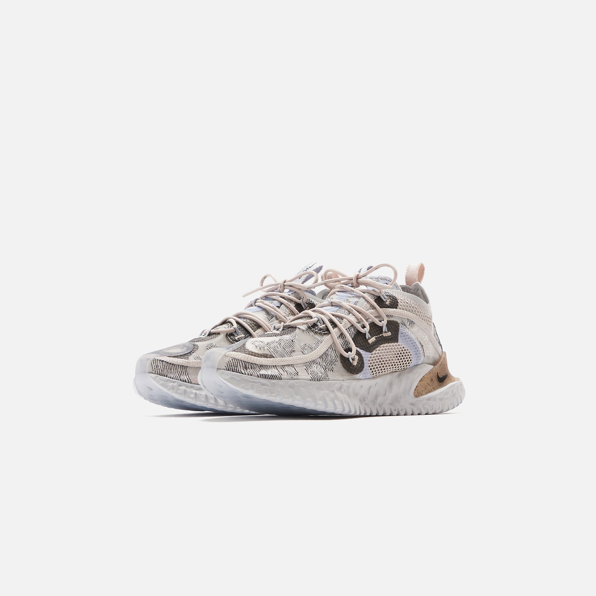Nike Flow 2020 ISPA - Pure Platinum / Black / Desert Sand