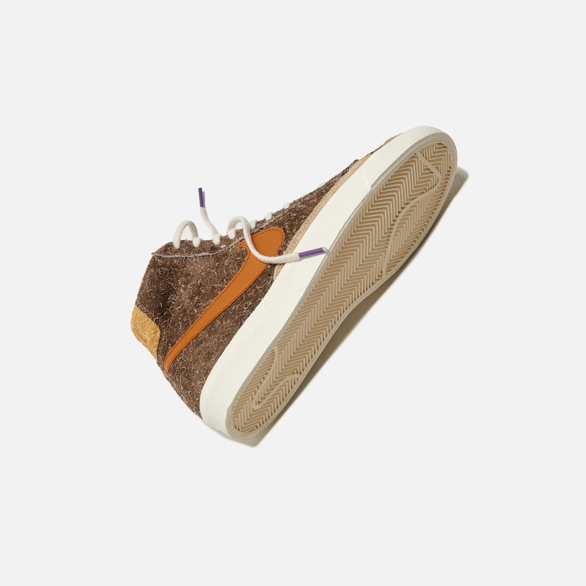 Nike Blazer Mid 77 Premium - Dark Chocolate / Cider / Sail / Khaki