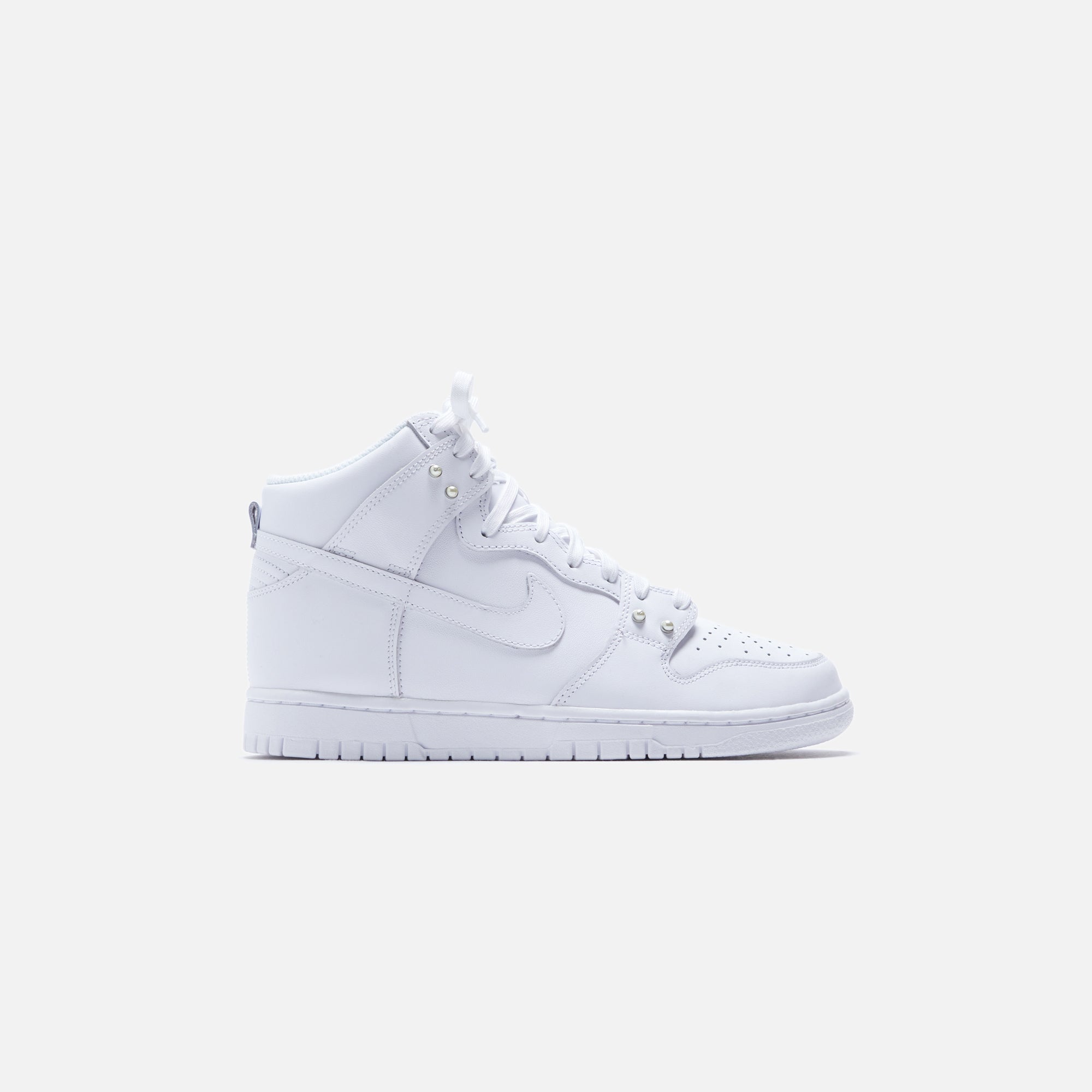 Nike Wmns Dunk High SE - White / Metallic Silver / Sail – Kith